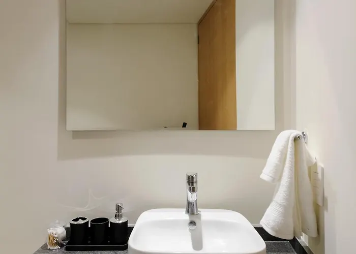 Saltillo 85, Centric With Balcony And Natural Light Apartment *